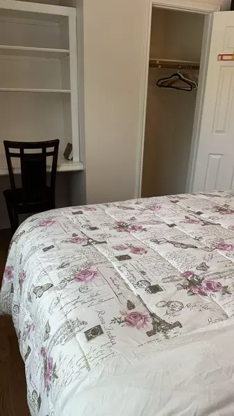 Coliving in Jersey Village - Nw Houston, Houston