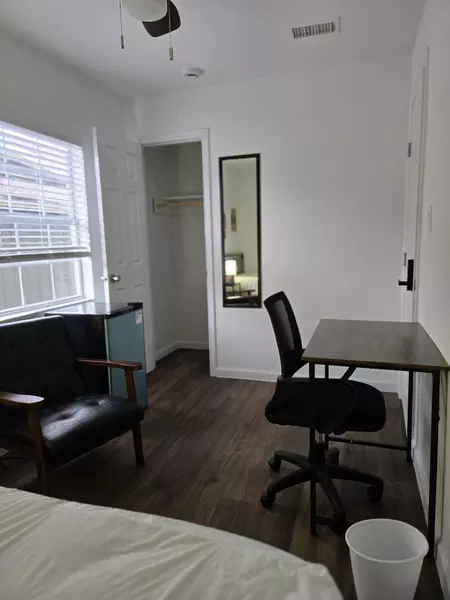 Coliving in Casa View - Ne Dallas, Dallas