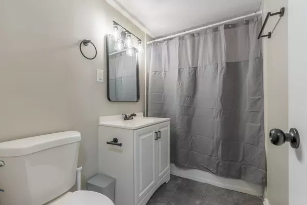 Coliving in Independence - Outer KCMO, Kansas City