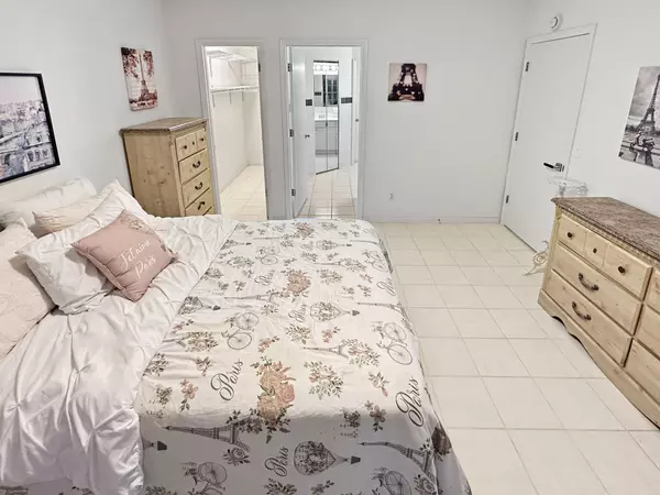 Coliving in Hogan - Southside, Jacksonville