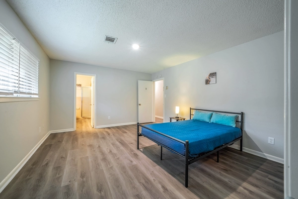 Coliving in Northshore - Ne Houston, Houston