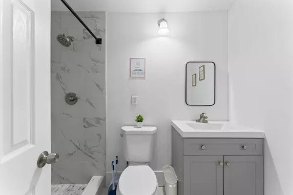 Coliving in Lowry Park Central - North Tampa, Tampa