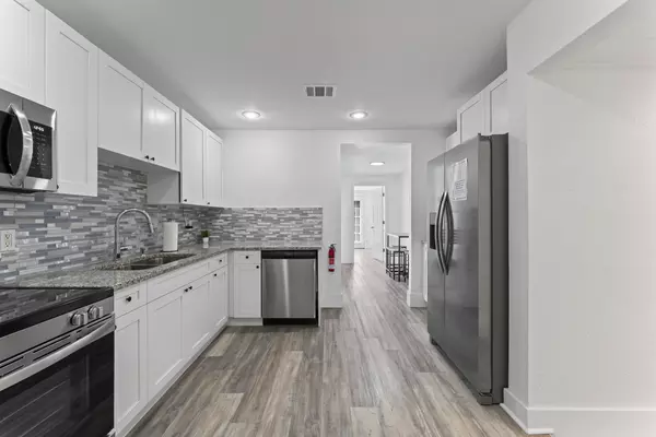 Coliving in Lowry Park Central - North Tampa, Tampa