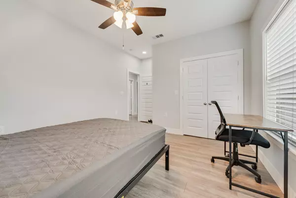 Coliving in Oak Cliff - Sw Dallas, Dallas