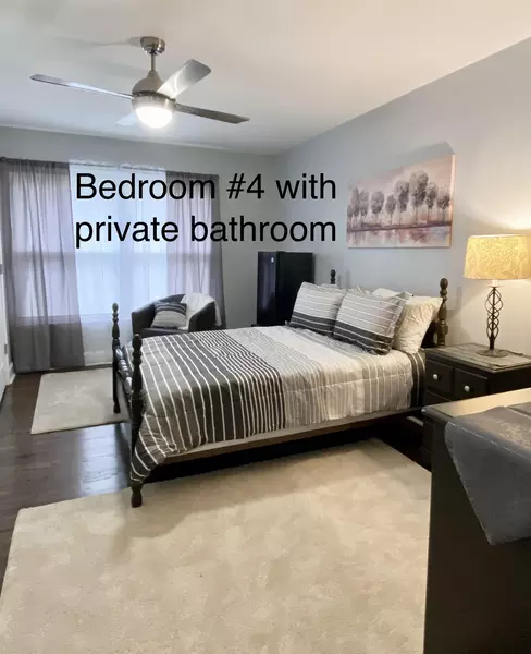 Coliving in Westchester - West Charlotte, Charlotte