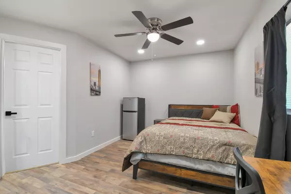 Coliving in Glendale - NW Valley, Phoenix