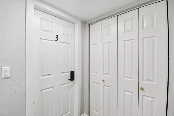 Coliving in Glendale - NW Valley, Phoenix