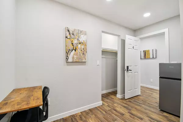 Coliving in Glendale - NW Valley, Phoenix