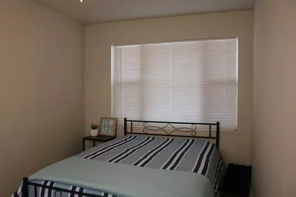 Coliving in Cedar Hills - Westside, Jacksonville