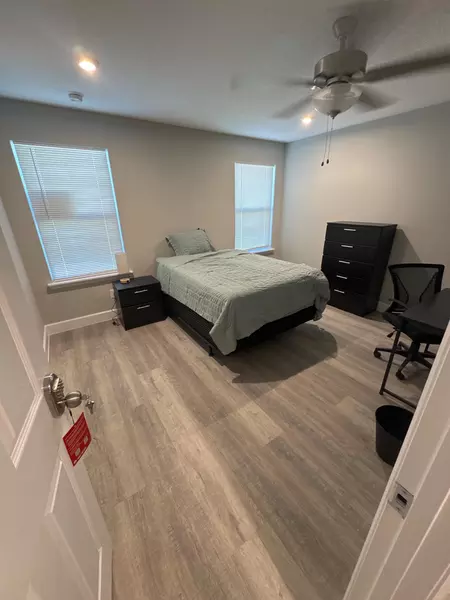 Coliving in Lake Forest - Northside, Jacksonville