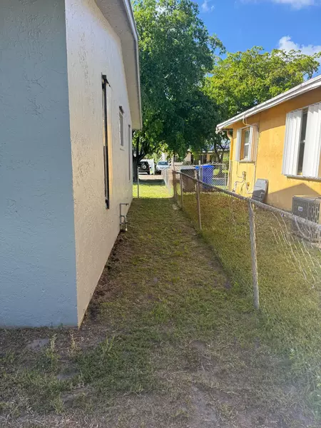 Coliving in West Park - Broward County, Miami