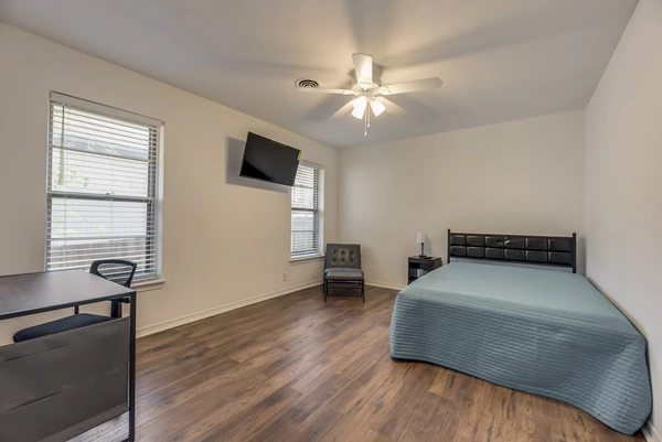 Coliving in Oak Cliff - Sw Dallas, Dallas