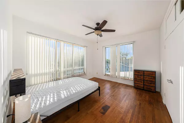 Coliving in Ybor City - Central Tampa, Tampa