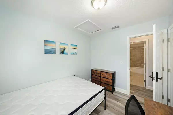 Coliving in Grant Park Tampa - East Tampa, Tampa