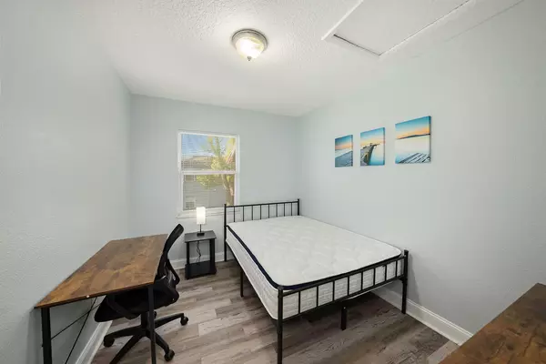 Coliving in Grant Park Tampa - East Tampa, Tampa