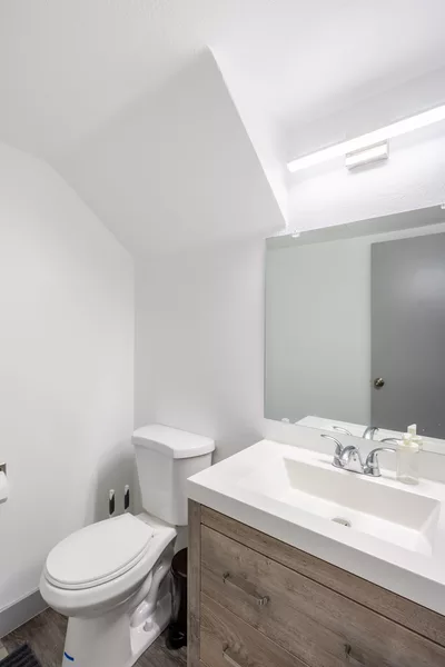 Coliving in Pasadena - The Verdugos, Los Angeles