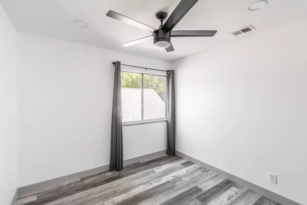 Coliving in Pasadena - The Verdugos, Los Angeles