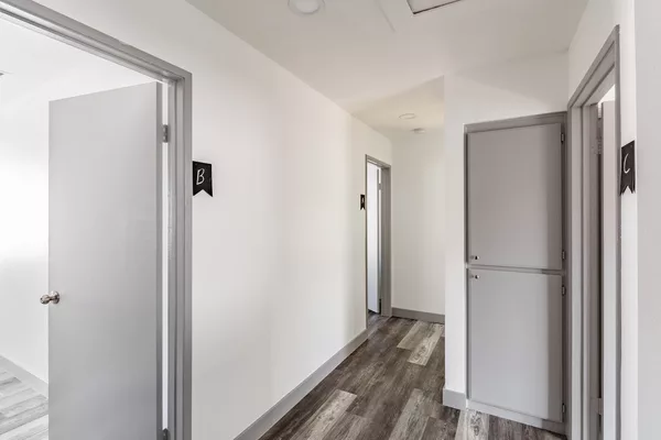 Coliving in Pasadena - The Verdugos, Los Angeles