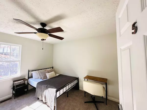 Coliving in Southeast Raleigh - South Raleigh, Raleigh
