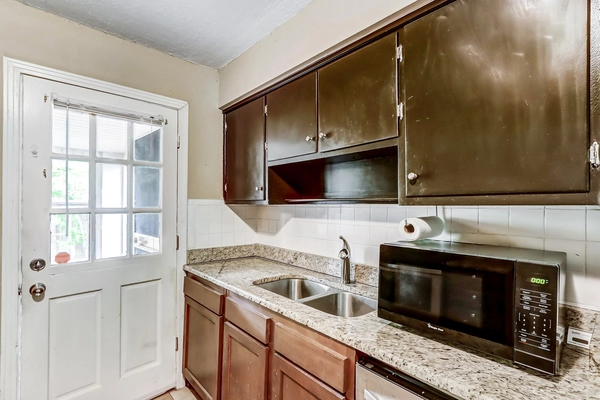 Coliving in Cedar Hills - Westside, Jacksonville