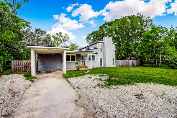 Coliving in Cedar Hills - Westside, Jacksonville