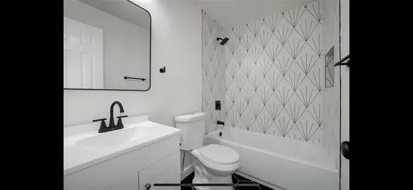 Coliving in Southeast Austin - South Austin, Austin