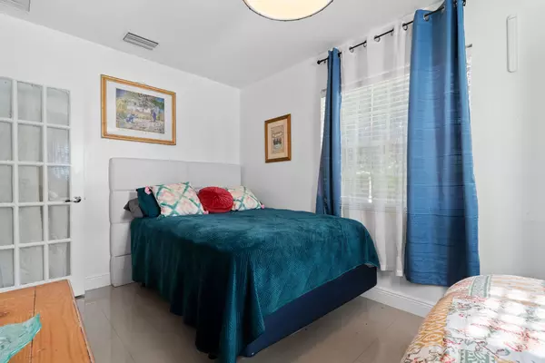 Coliving in Hallandale Beach - Broward County, Miami