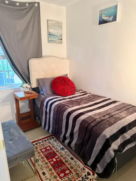 Coliving in Hallandale Beach - Broward County, Miami