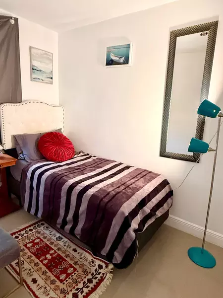 Coliving in Hallandale Beach - Broward County, Miami