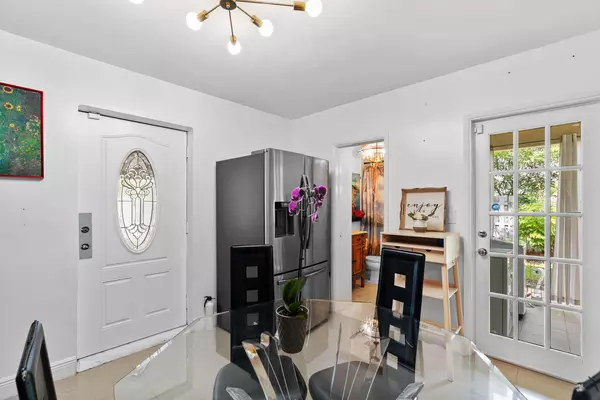 Coliving in Hallandale Beach - Broward County, Miami