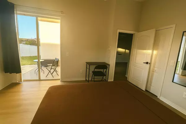 Coliving in Zephyrhills - North Tampa, Tampa