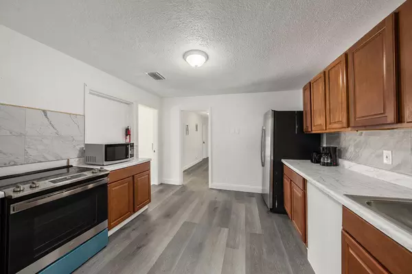 Coliving in Kenwood - Clearwater-St. Petersburg, Tampa