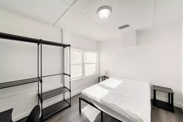 Coliving in Kenwood - Clearwater-St. Petersburg, Tampa