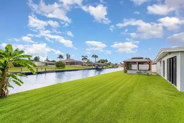 Coliving in Port Charlotte - North Port, Sarasota