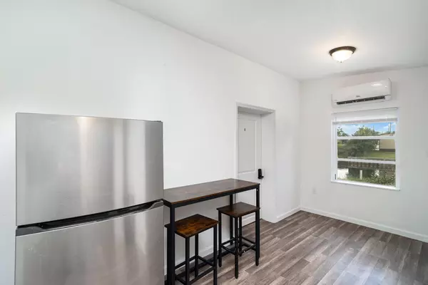 Coliving in Port Charlotte - North Port, Sarasota