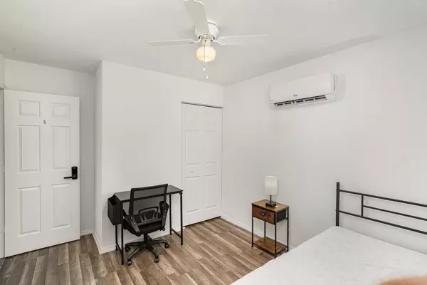 Coliving in Port Charlotte - North Port, Sarasota