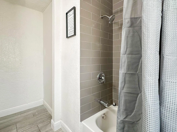 Coliving in Macfarlane Park - West Tampa, Tampa