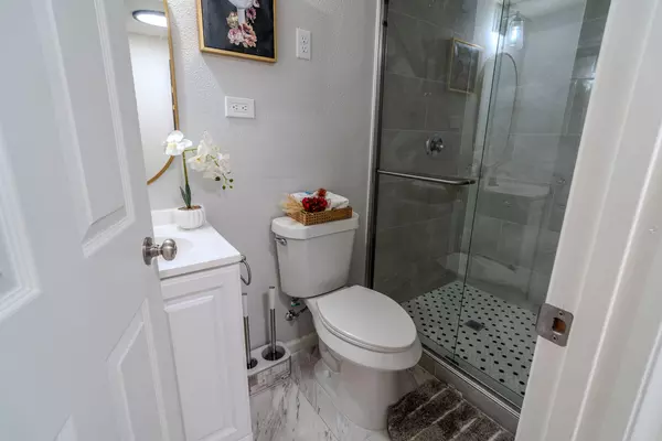 Coliving in Glendale - NW Valley, Phoenix