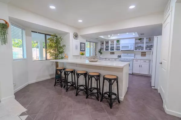 Coliving in Glendale - NW Valley, Phoenix