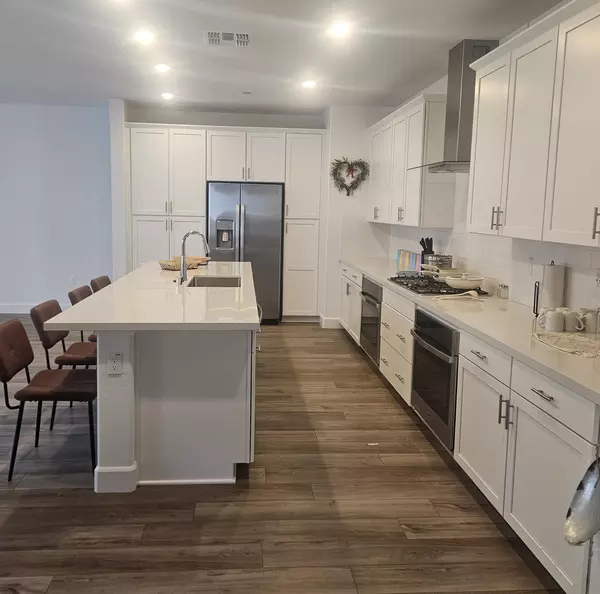 Coliving in Roseville - Outer SAC, Sacramento