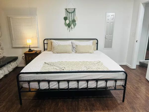 Coliving in Sans Pareil - Beaches, Jacksonville