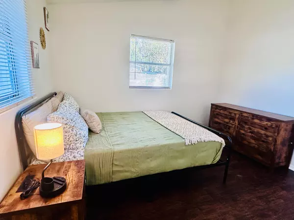 Coliving in Sans Pareil - Beaches, Jacksonville