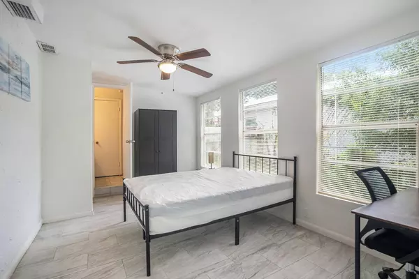 Coliving in University - North Tampa, Tampa
