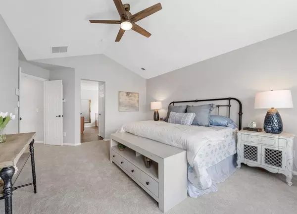 Coliving in Thornton - Outer Denver, Denver