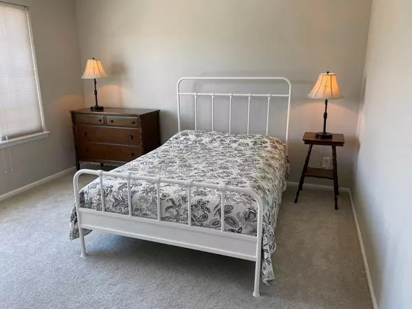 Coliving in Thornton - Outer Denver, Denver