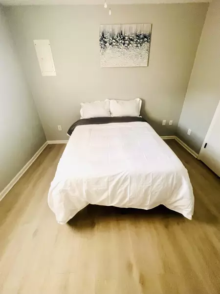 Coliving in North Sharon Amity / Reddman Road - East Charlotte, Charlotte