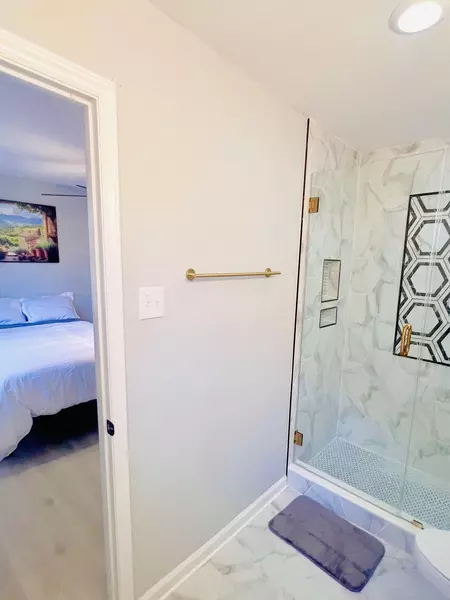 Coliving in North Sharon Amity / Reddman Road - East Charlotte, Charlotte