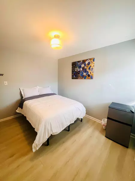 Coliving in North Sharon Amity / Reddman Road - East Charlotte, Charlotte