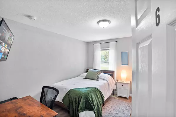 Coliving in College Park JAX - Northside, Jacksonville