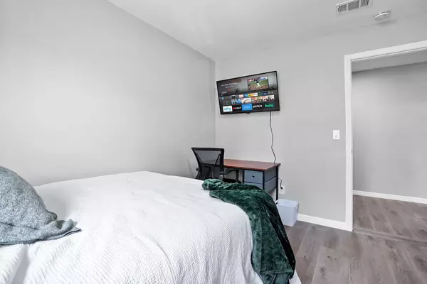 Coliving in College Park JAX - Northside, Jacksonville